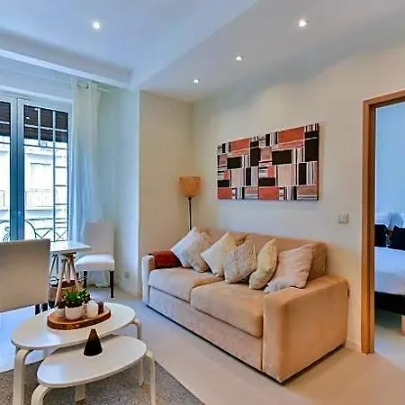 Apartamento - 300m Juan-les-Pins
